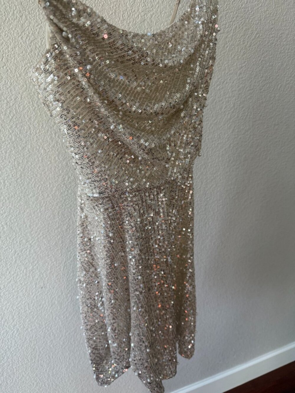 City Vibe Champagne Sequin Pearl Mini Dress Homecoming HOCO Size 5